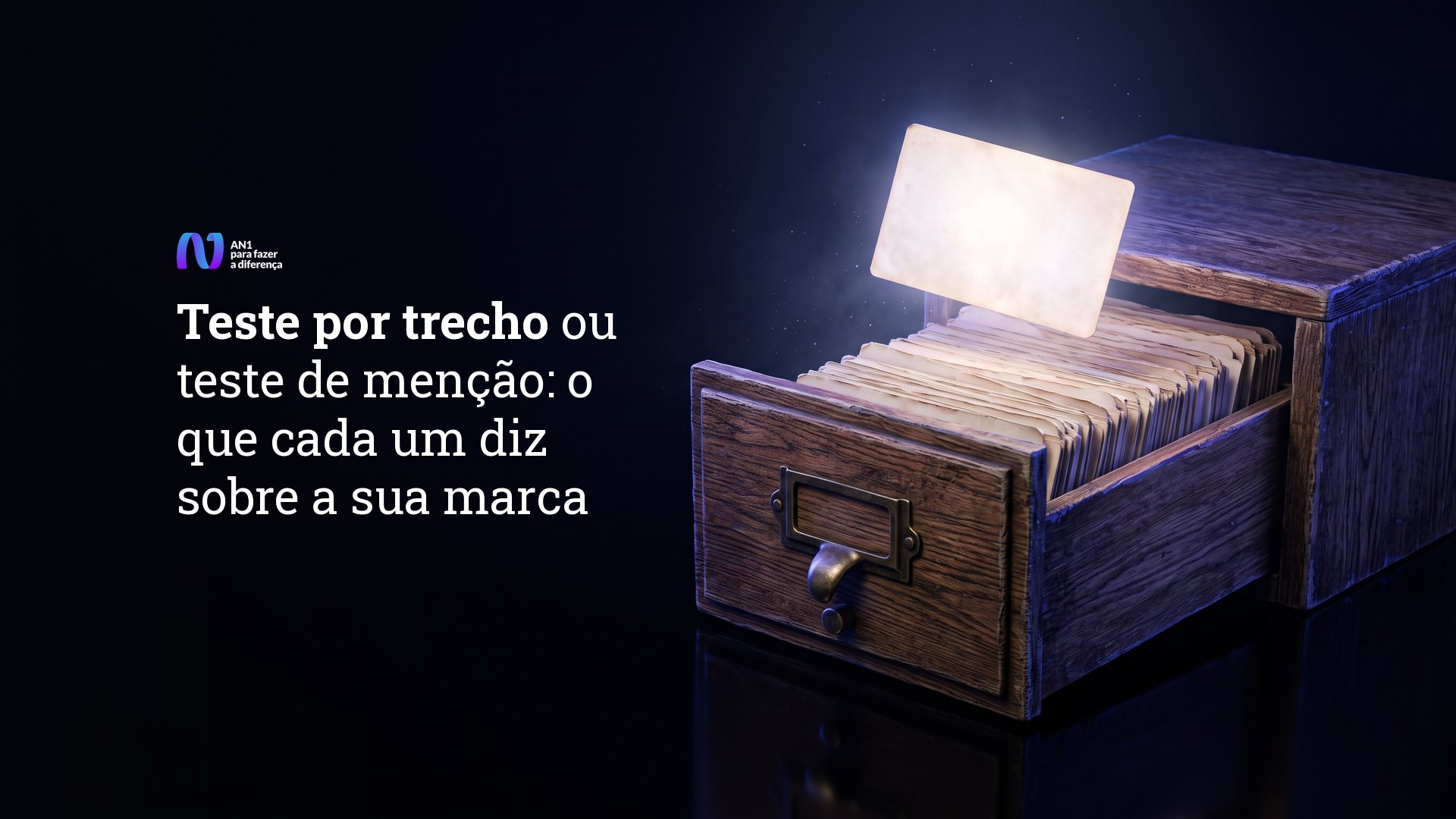 Gaveta de fichário de biblioteca aberta com uma única ficha iluminada acima das outras, ilustrando o teste por trecho